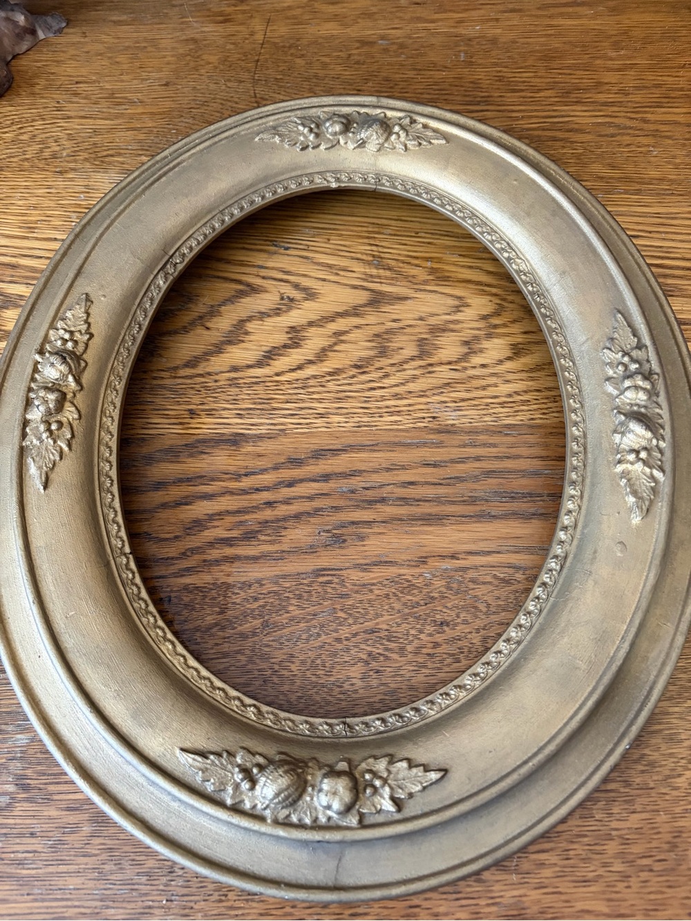 Antique Victorian Oval Gilt Frame Wood Gesso fits 8x10 Rectangular Glass